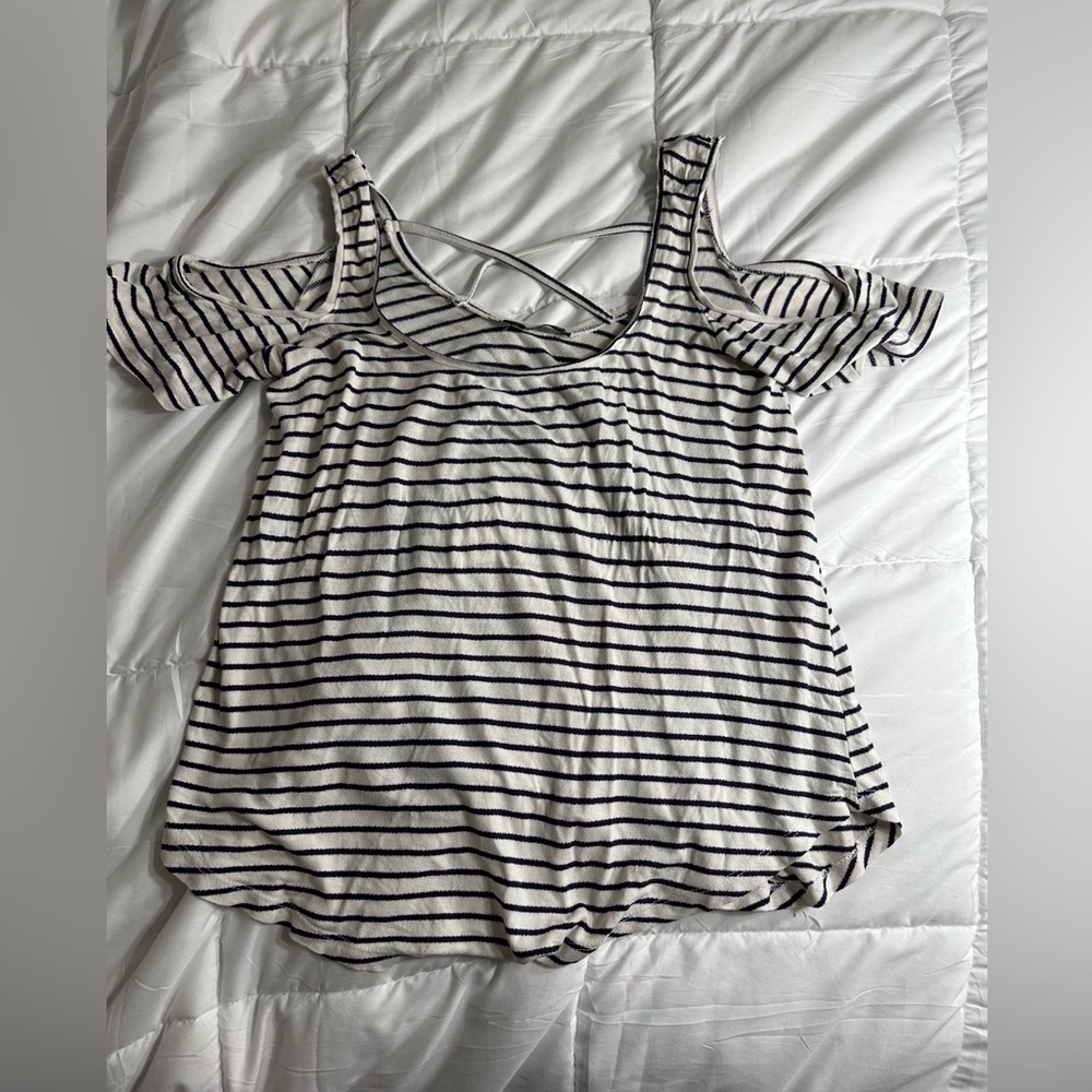 Bershka dark blue-white striped tshirt